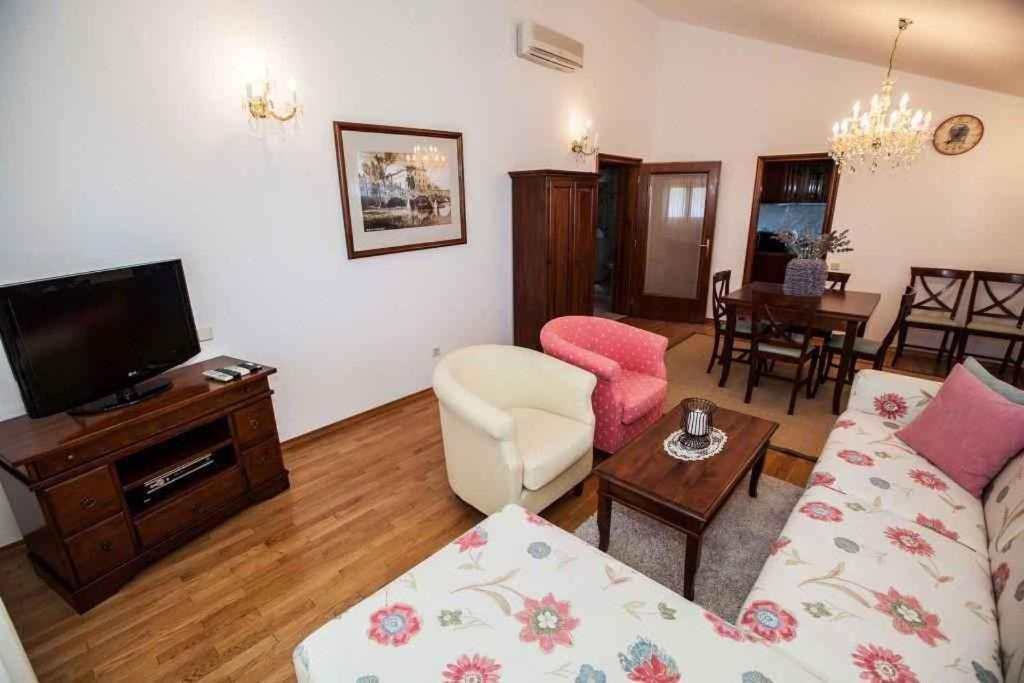 Apartments In Crikvenica 5559 Exterior photo